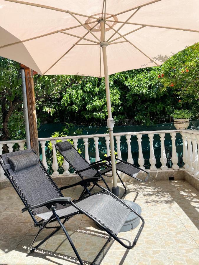 Casa Lia-Beach Front Villa Nea Kallikrateia Εξωτερικό φωτογραφία