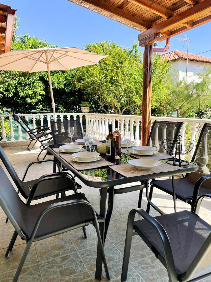 Casa Lia-Beach Front Villa Nea Kallikrateia Εξωτερικό φωτογραφία