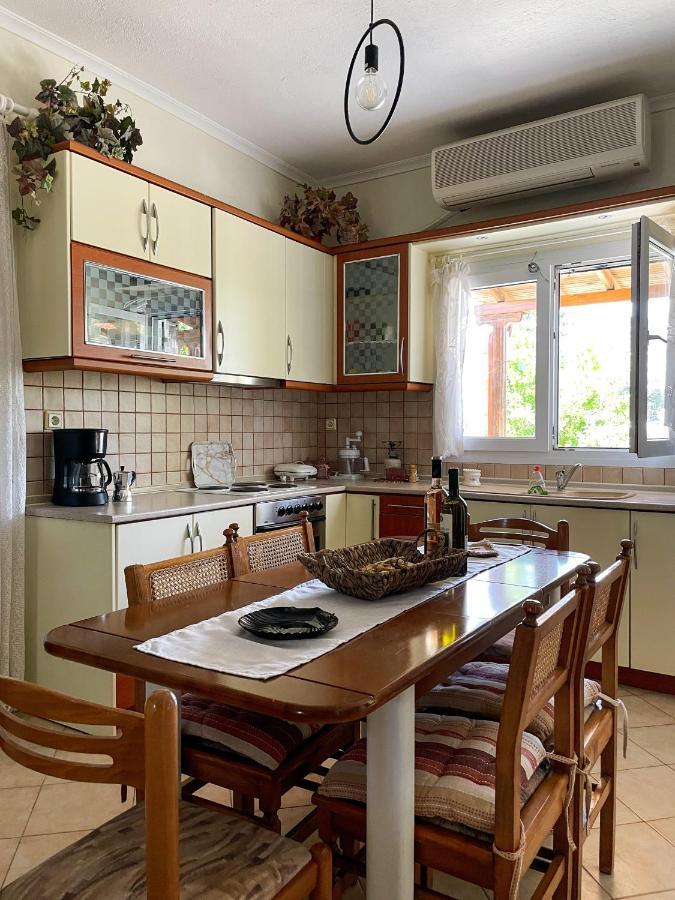 Casa Lia-Beach Front Villa Nea Kallikrateia Εξωτερικό φωτογραφία