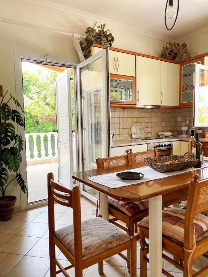 Casa Lia-Beach Front Villa Nea Kallikrateia Εξωτερικό φωτογραφία