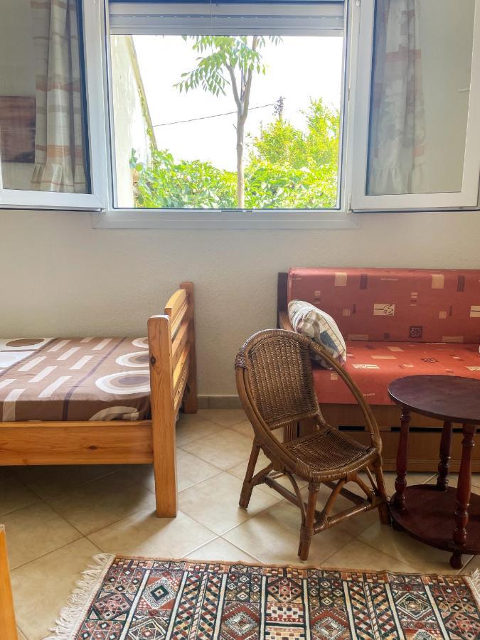 Casa Lia-Beach Front Villa Nea Kallikrateia Εξωτερικό φωτογραφία